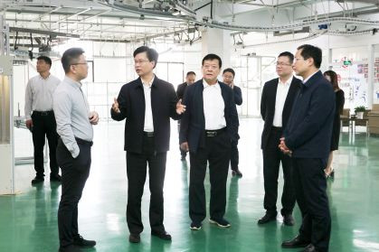 浙江省貿(mào)促會(huì)陳宗堯會(huì)長(zhǎng)一行來(lái)衣拿智能調(diào)研